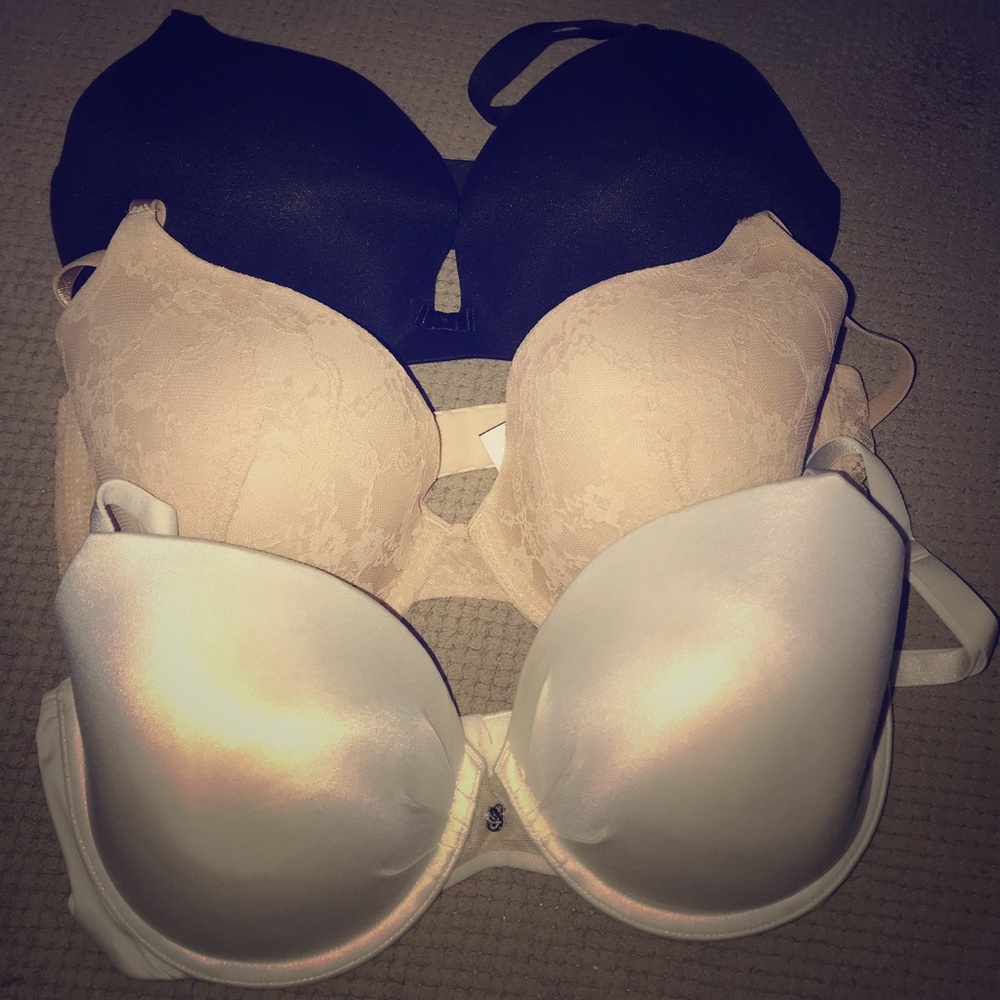 Bundle of VS bras! All Lined Demi!